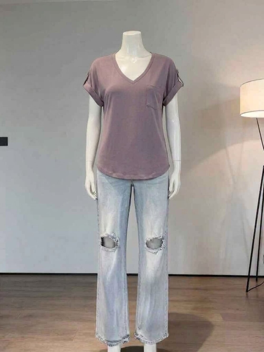 Cable & Gauge Studio Mauve V-Neck Button Cuffed Sleeve Pocket Tee Top XS